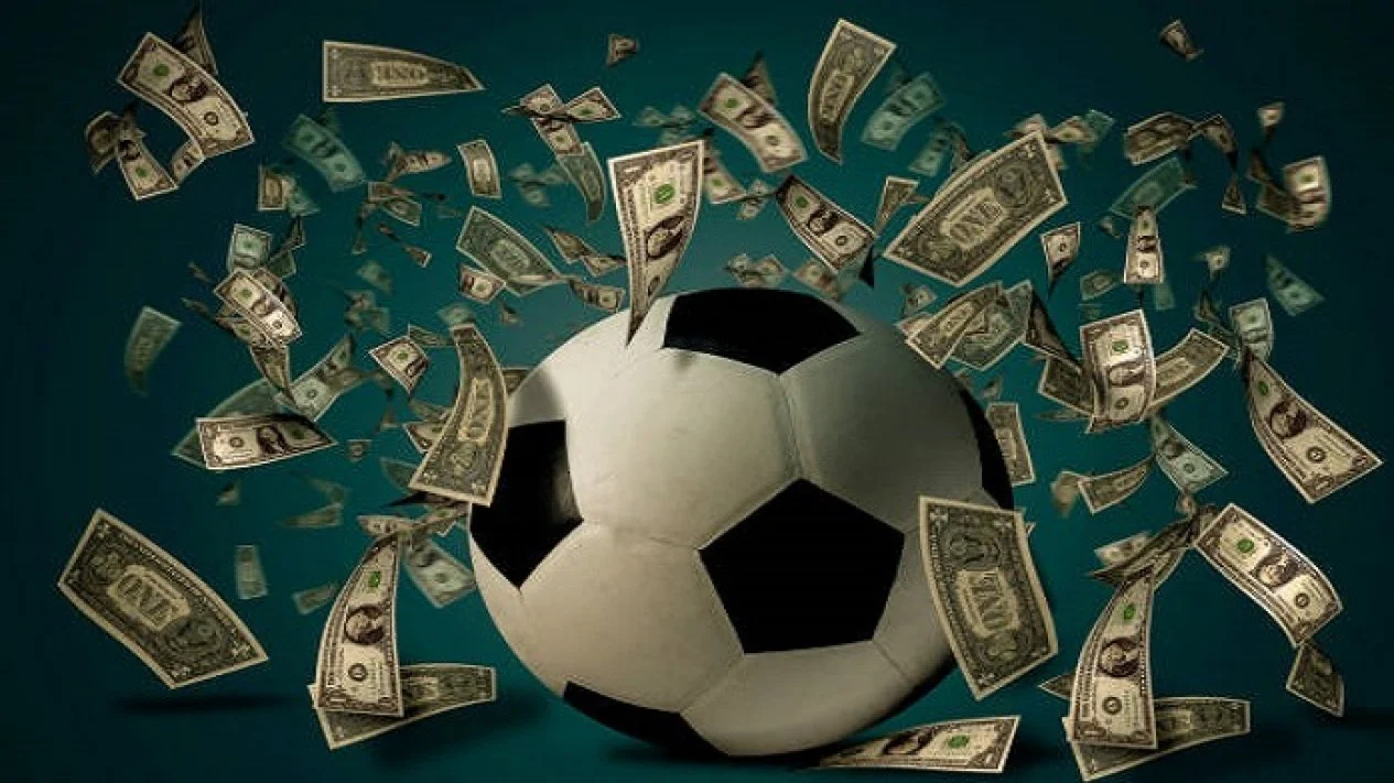 Rahasia di Balik Sukses Taruhan Bola di Clickbet88
